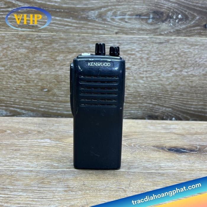 Máy bộ đàm Kenwood TK-360: Hiệu suất cao trong môi trường khắc nghiệt