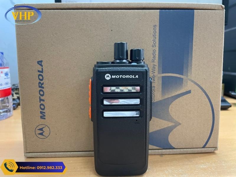 Đặc điểm cấu tạo của bộ đàm Motorola GP6900