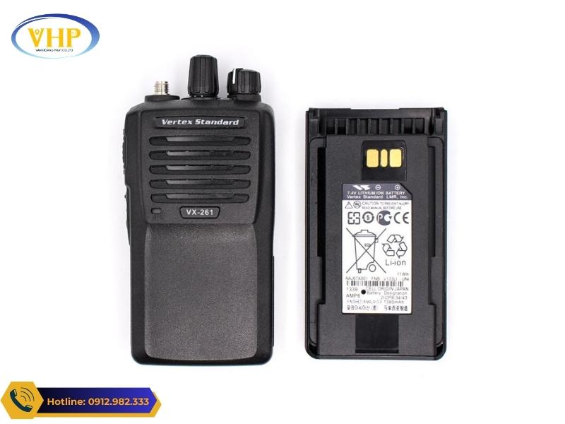 Đặc điểm cấu tạo của Máy bộ đàm Vertex Standard VX-261
