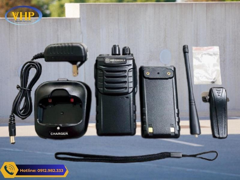 Fullbox máy bộ đàm Motorola GP 728