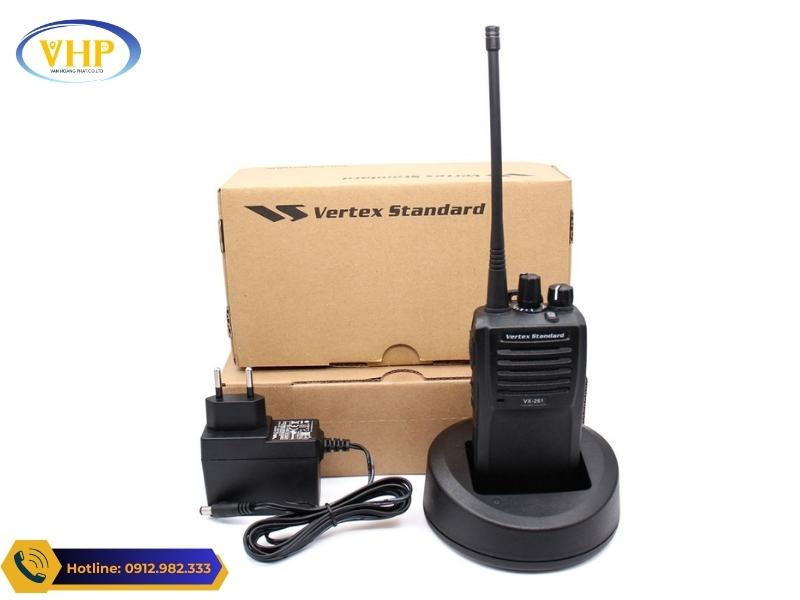 Fullbox máy bộ đàm Vertex Standard VX-261