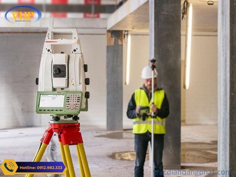 Máy toàn đạc điện tử Leica Nova TS60 được điều khiển tự động từ xa