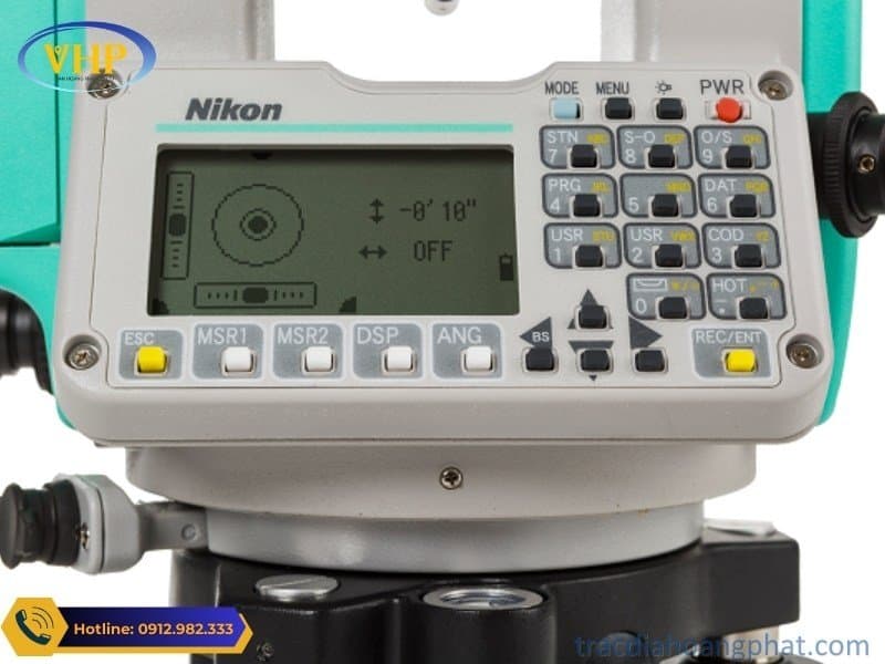 Bọt thủy cơ ở thế hệ trước đã được thay thế hoàn toàn bằng bọt thủy điện tử trên máy Nikon N series