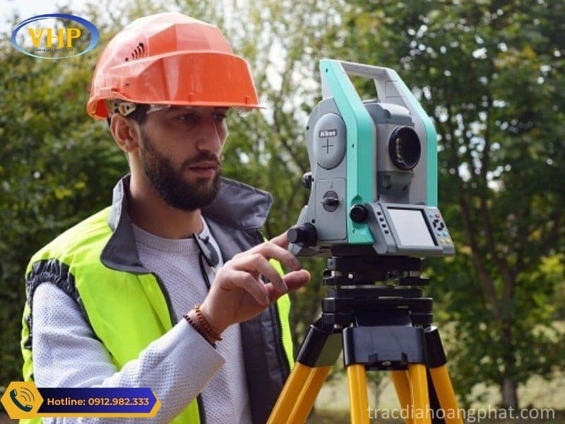 Máy toàn đạc Nikon XF với hai phiên bản