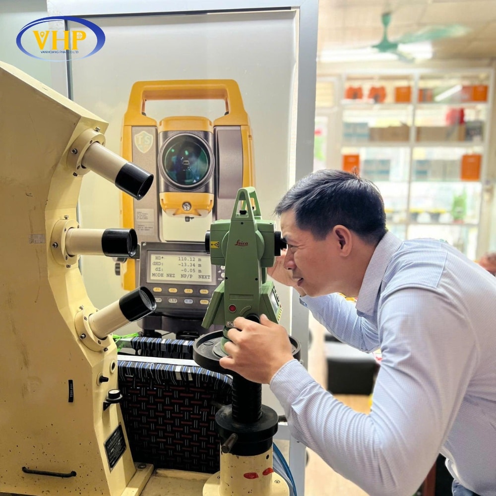 Hệ thống Collimator 3 ống hiện đại